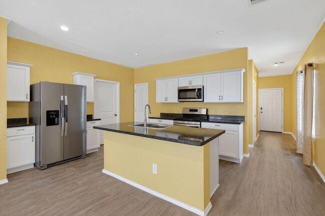 Building Photo - 24134 Breckenridge Hts Ln