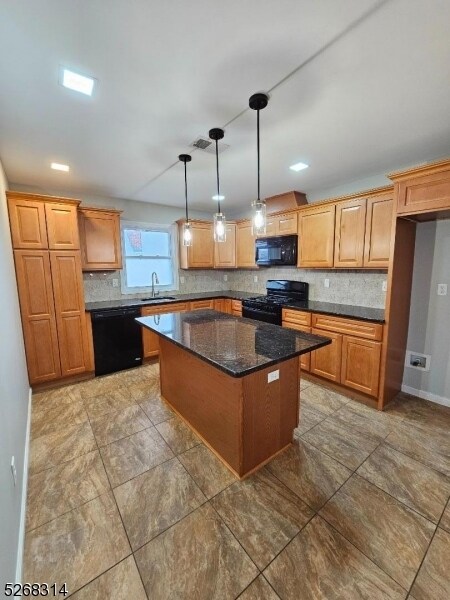 Building Photo - 587 Madison Ave