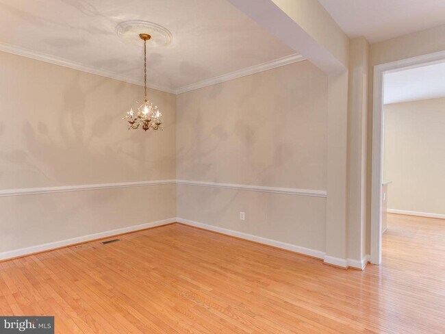 Building Photo - 43802 Bent Creek Terrace