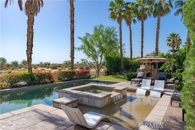 Building Photo - 55380 Royal St George