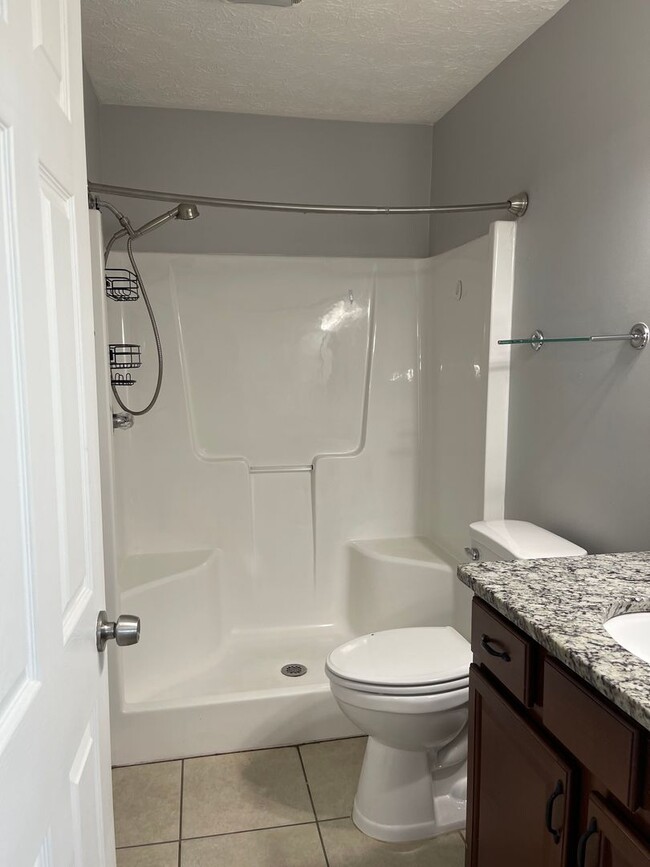 Building Photo - Location & Convenience!!!