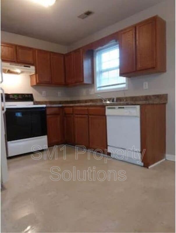 Building Photo - 115 Thomas St