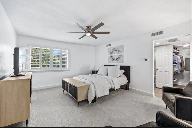 Building Photo - 13340 Kit Ln