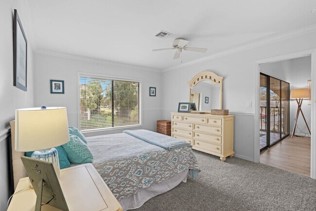 Building Photo - 3350 10th St N