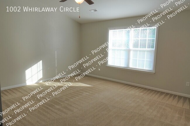 Building Photo - 1002 Whirlaway Cir