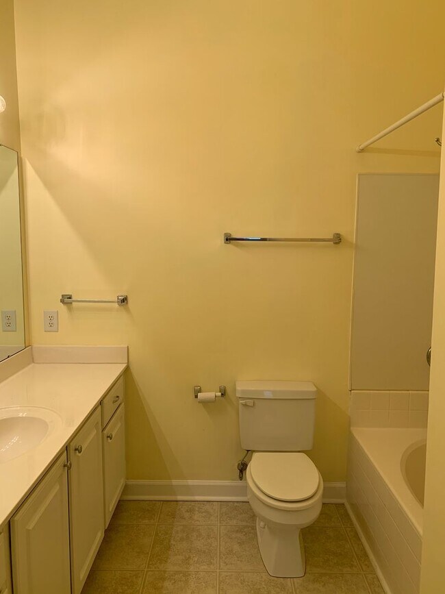 Building Photo - Spacious 3 Bedroom Condo in Carolina Forest