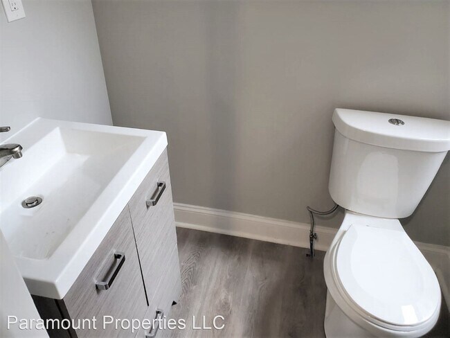 Building Photo - 3 br, 1.5 bath House - 232 N Simpson St