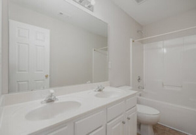Building Photo - 1231 Joannas Ct