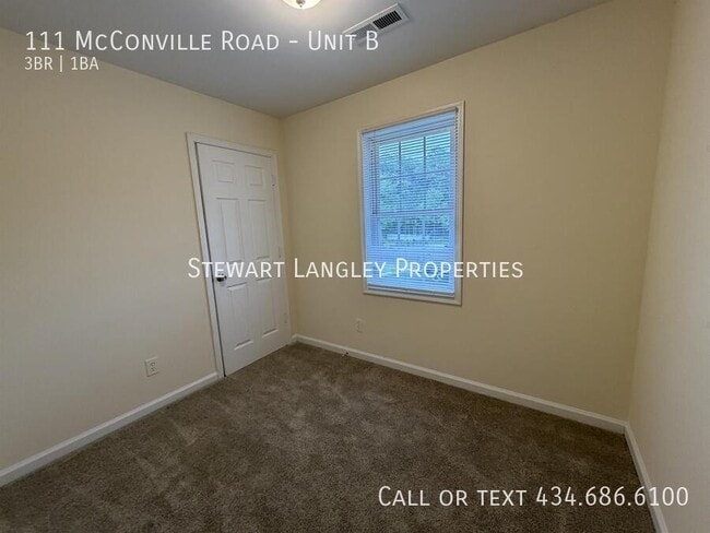 Building Photo - 111 McConville Rd