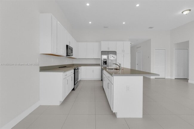 Building Photo - 19447 SW 124th Ave