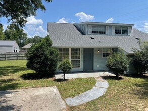Building Photo - 30 Lee Rd 483