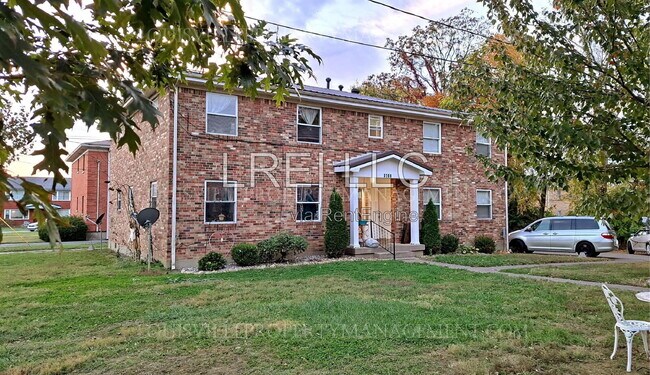 Building Photo - 3208 Orchard Manor Cir
