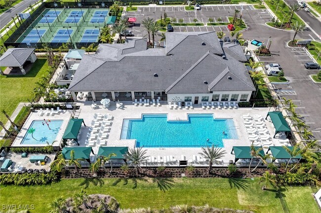 Building Photo - 12794 Woodbury Dr