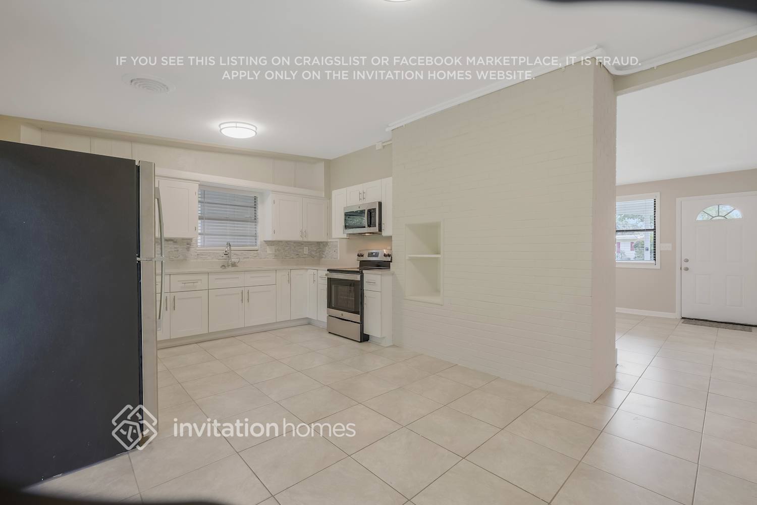 Building Photo - 8527 Bengalin Ave