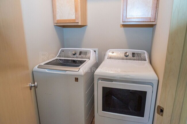 Building Photo - 20121 96th Ave E