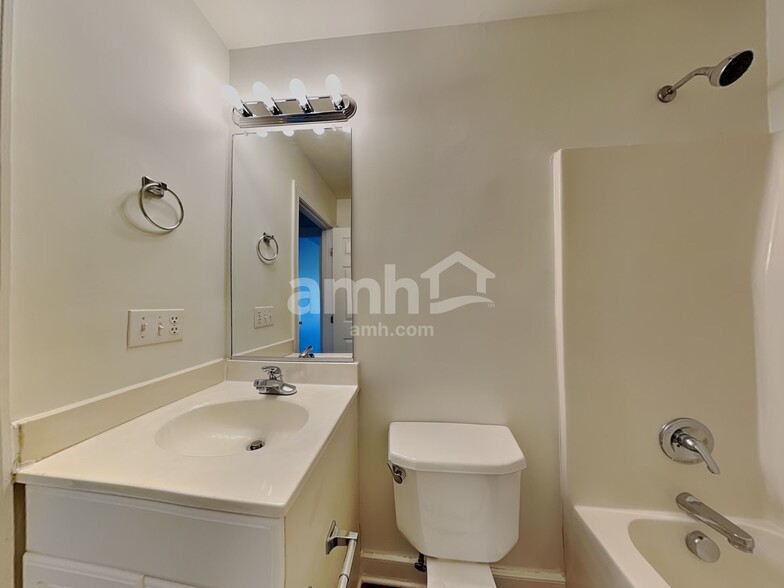 Building Photo - 3604 Mackinac Island Ln