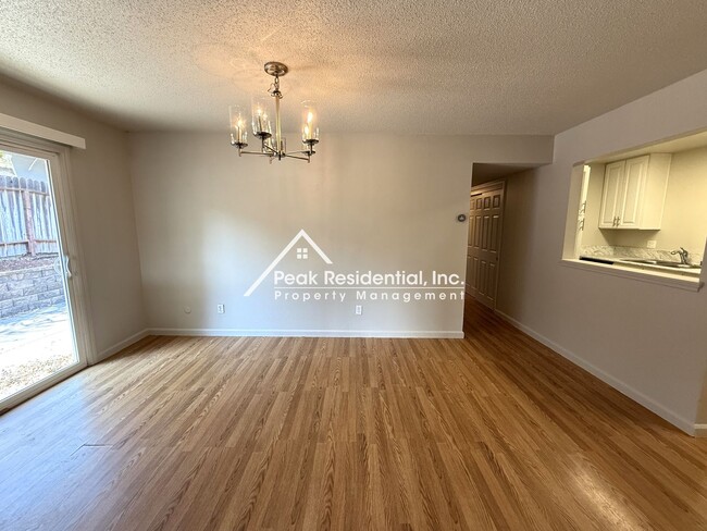 Building Photo - 5368 Elsinore Way