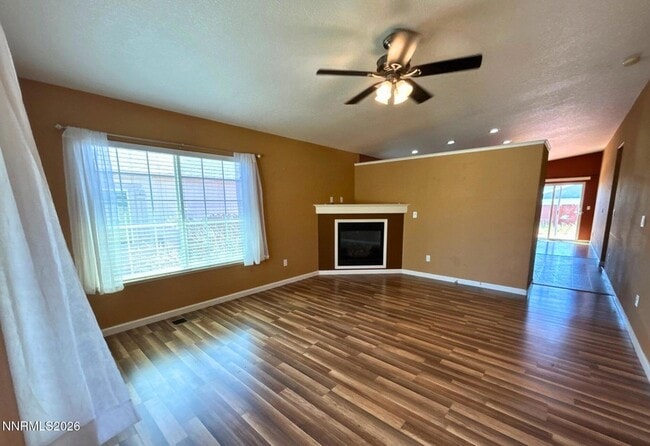 Building Photo - 17630 White Tail Ct