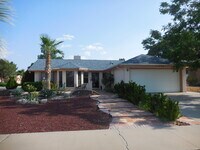 Building Photo - 11448 Lake Alice Dr