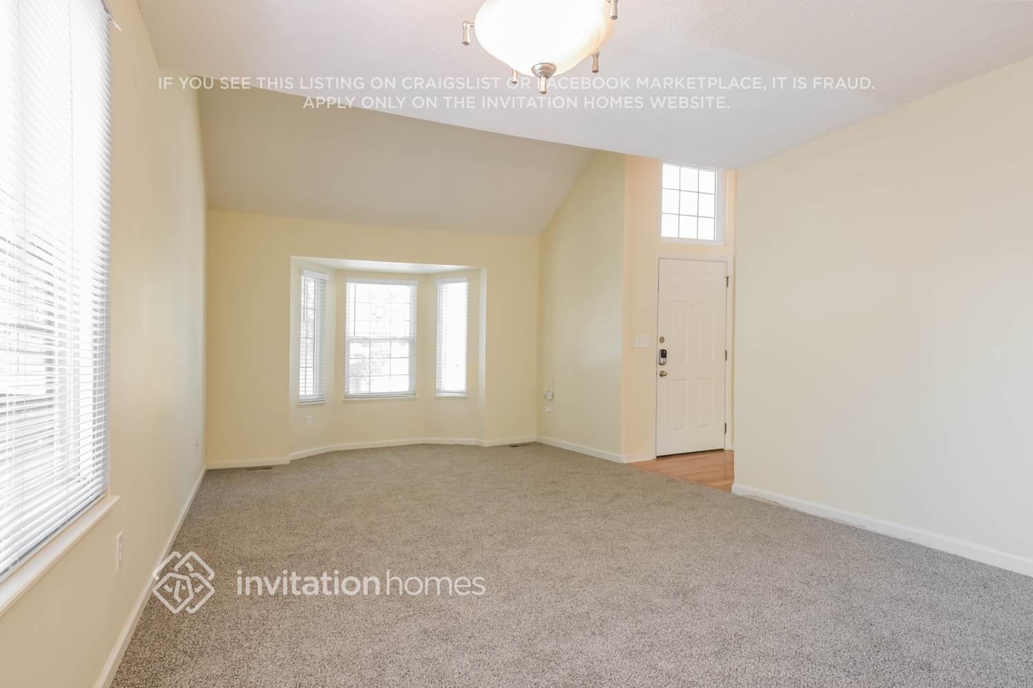 Building Photo - 12438 W 84th Dr