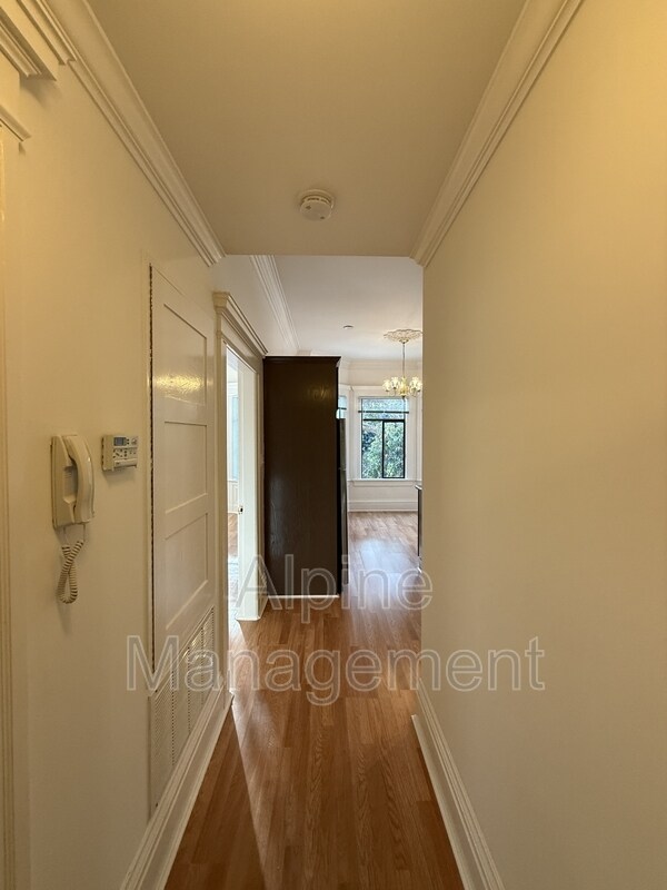 Building Photo - 115-117 Sanchez Street - 115-3