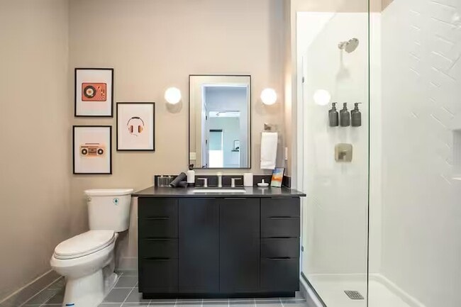 Building Photo - 1090 Haysboro Ave