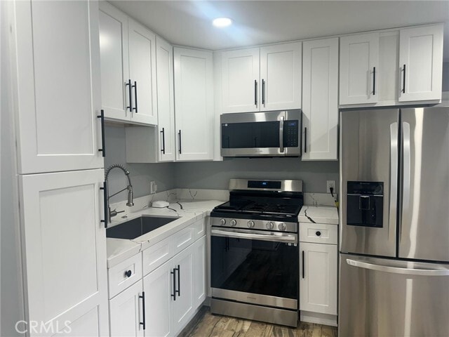 Building Photo - 620 Wilshire Pl