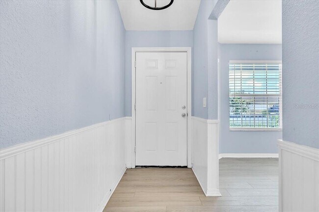 Building Photo - 1708 Blue Lake Cir
