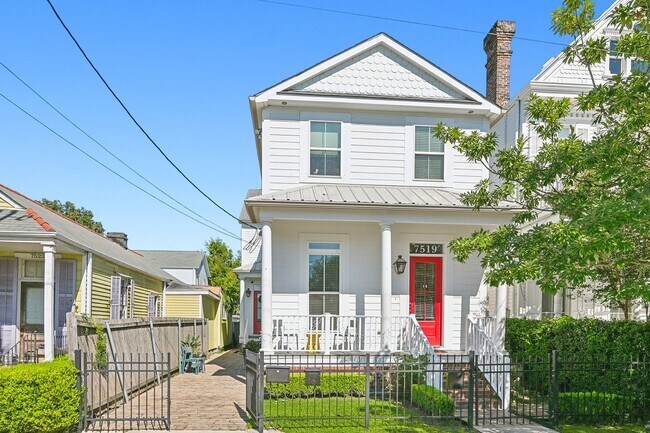 Building Photo - 7519 Maple St