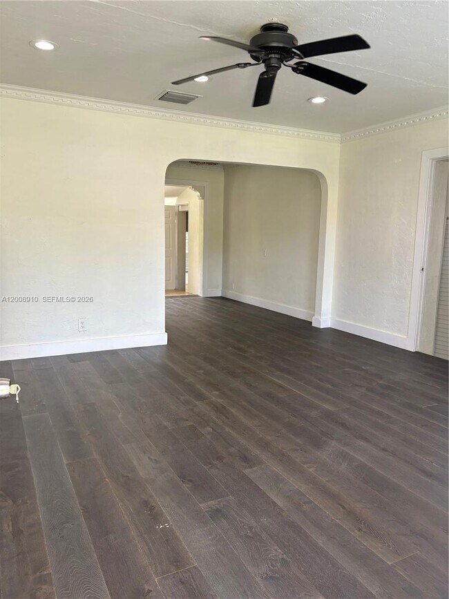 Building Photo - 1422 Wiley St