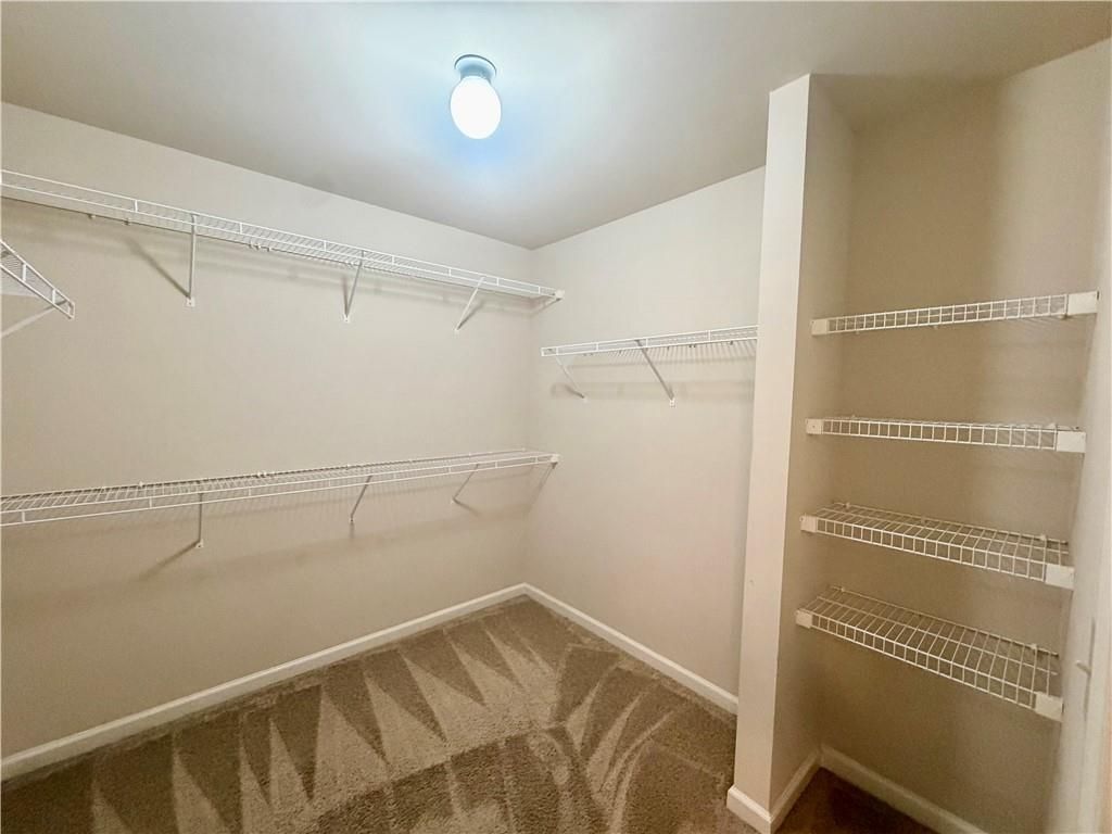 Building Photo - 4615 Woodbine Way