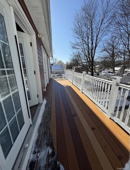 Building Photo - 24 St James Pl