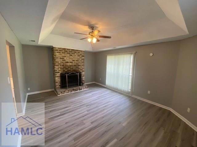 Building Photo - 300 Robinson Loop