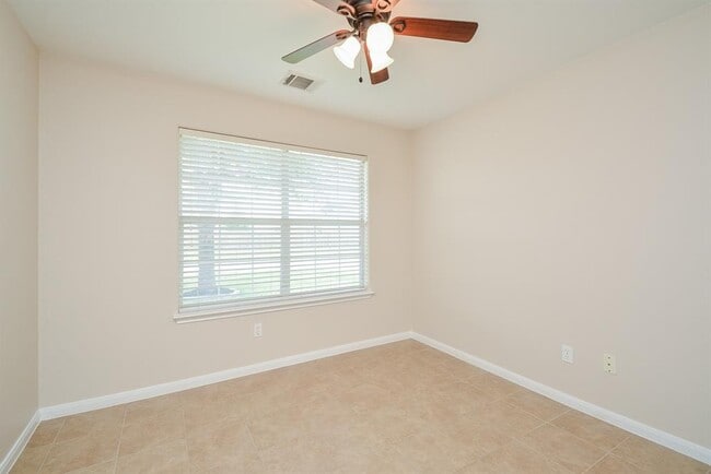 Building Photo - 29031 Rio Grande River Dr