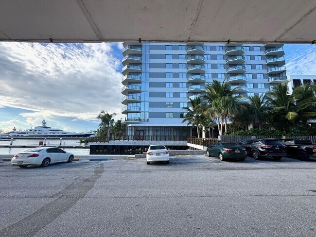 Building Photo - 4500 N Flagler Dr
