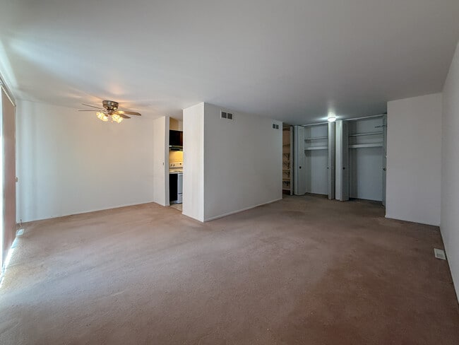 Living Room - Waverly Flatz