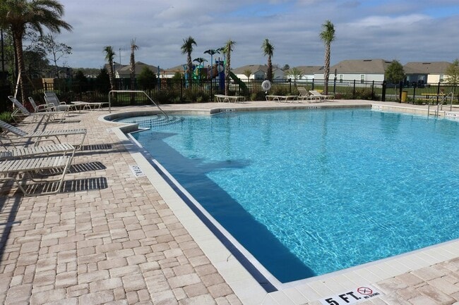 Building Photo - 32 Green Palm Ct