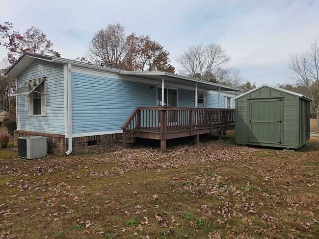 Building Photo - 279 Tricycle Hill Ln