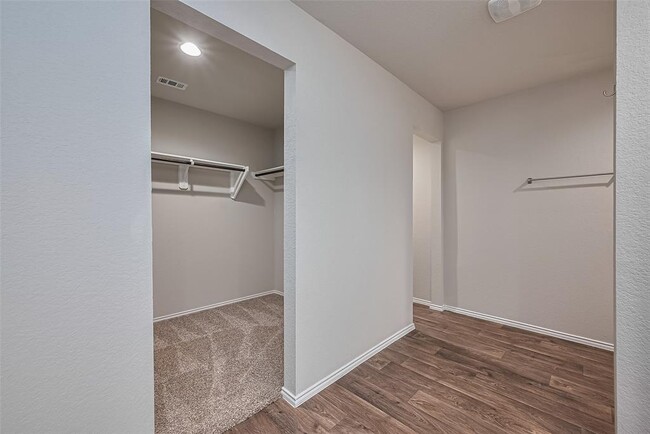 Building Photo - 15312 Timber Preserve Ln