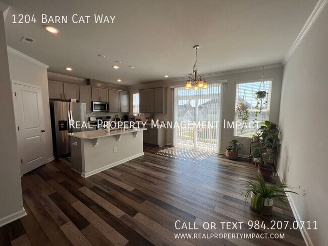 Building Photo - 1204 Barn Cat Way