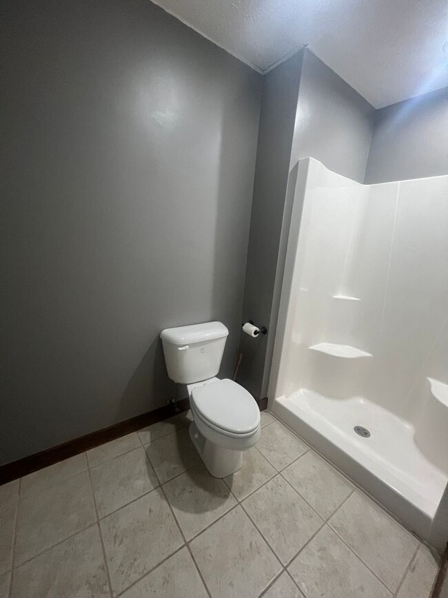 Building Photo - BEAUTIFUL LARGE 2 bedroom 2 bath CHATHAM SCHOOLS SPRINGFIELD UTILITIES