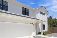 Building Photo - 1500 Sylvan Glade