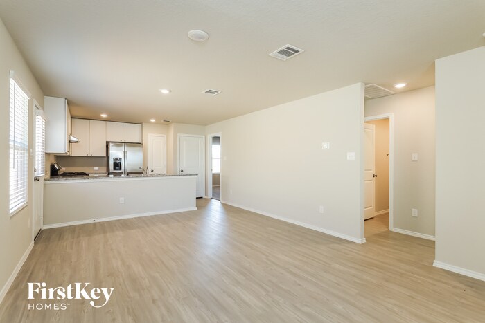 Building Photo - 10719 Prusiner Dr