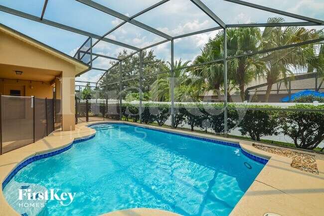 Building Photo - 13219 Lakewind Dr