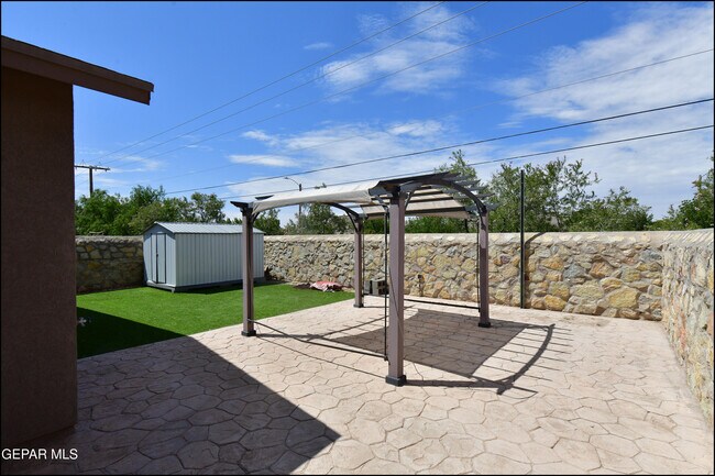 Building Photo - 4913 Adrian Campos St