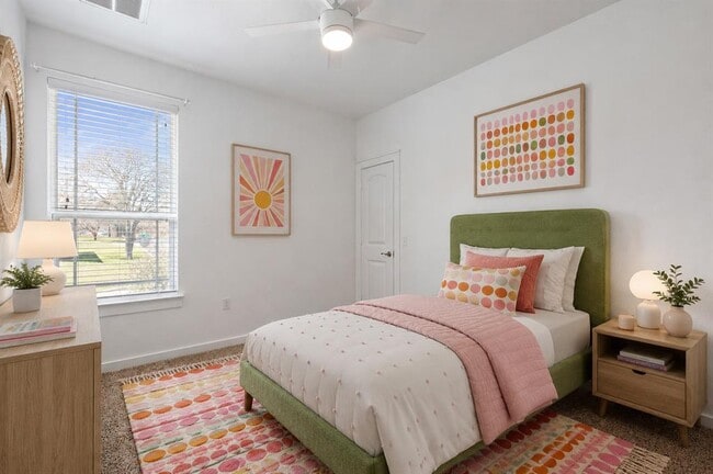 Building Photo - 6307 Betty Cook Dr