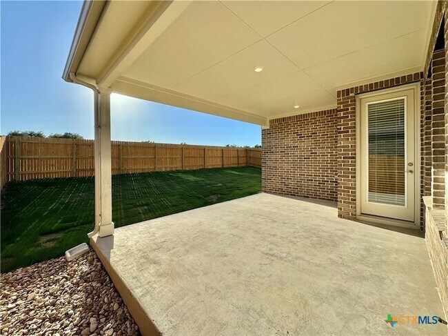 Building Photo - 329 Tinto St