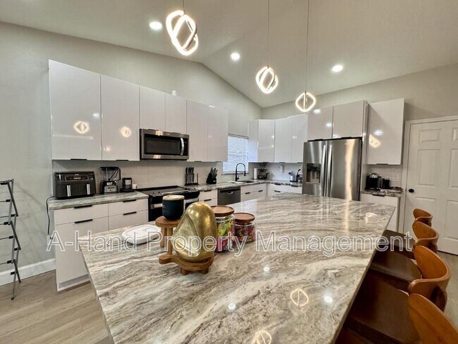 Building Photo - 15912 Indian Wells Ct