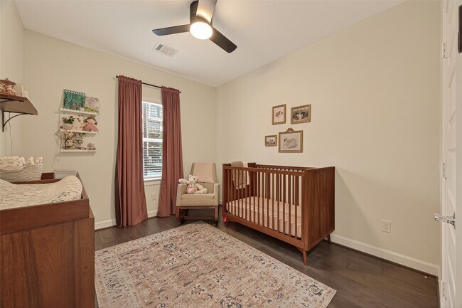 Building Photo - 1027 Gross St