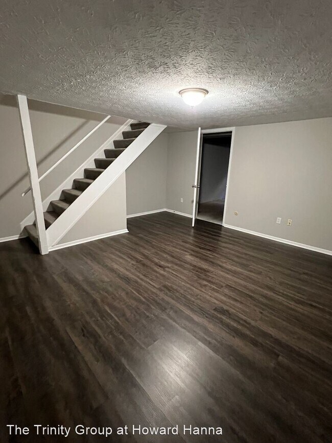 Building Photo - 2 br, 1.5 bath House - 5340 Shiloh Drive